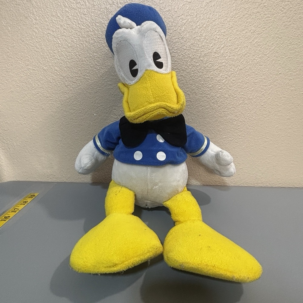 Disney Donald Duck From Hong Kong Large Plush Very Clean 16" Black Tie